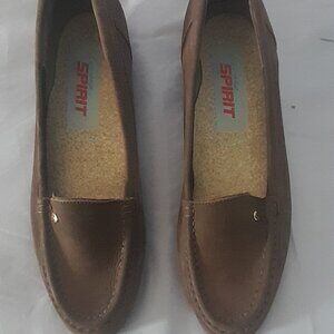EASY SPIRIT BROWN SUEDE LOAFERS SIZE 7 NARROW